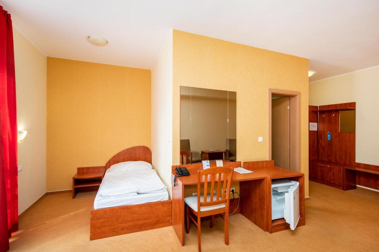 Hotel Boss Žilina Esterno foto