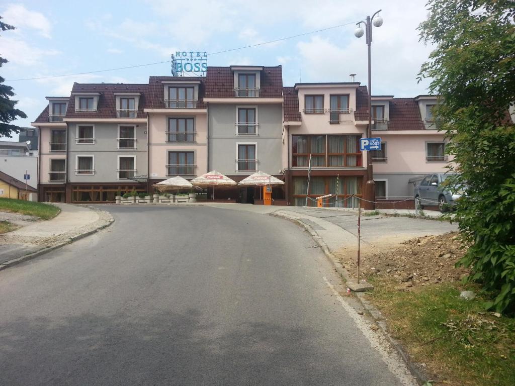 Hotel Boss Žilina Esterno foto